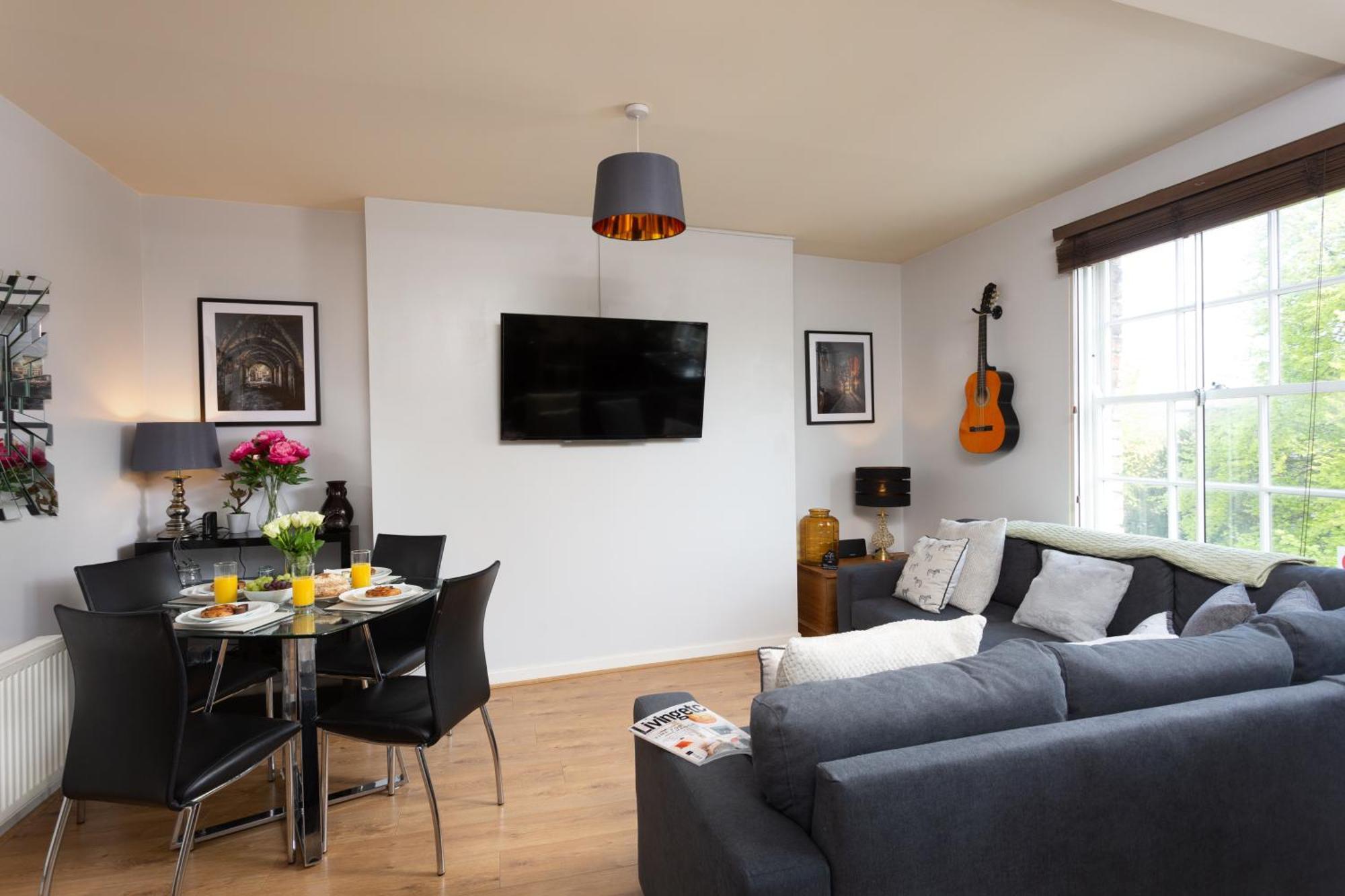 Bootham Court Grade II Duplex Apartment With Free Parking & Wi-Fi - Sleeps 2-6 People York Eksteriør billede