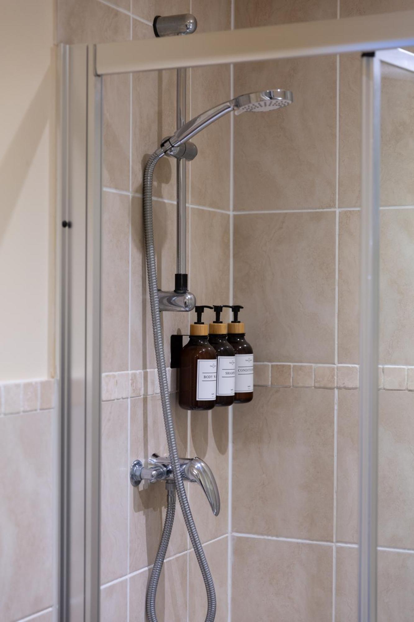 Bootham Court Grade II Duplex Apartment With Free Parking & Wi-Fi - Sleeps 2-6 People York Eksteriør billede