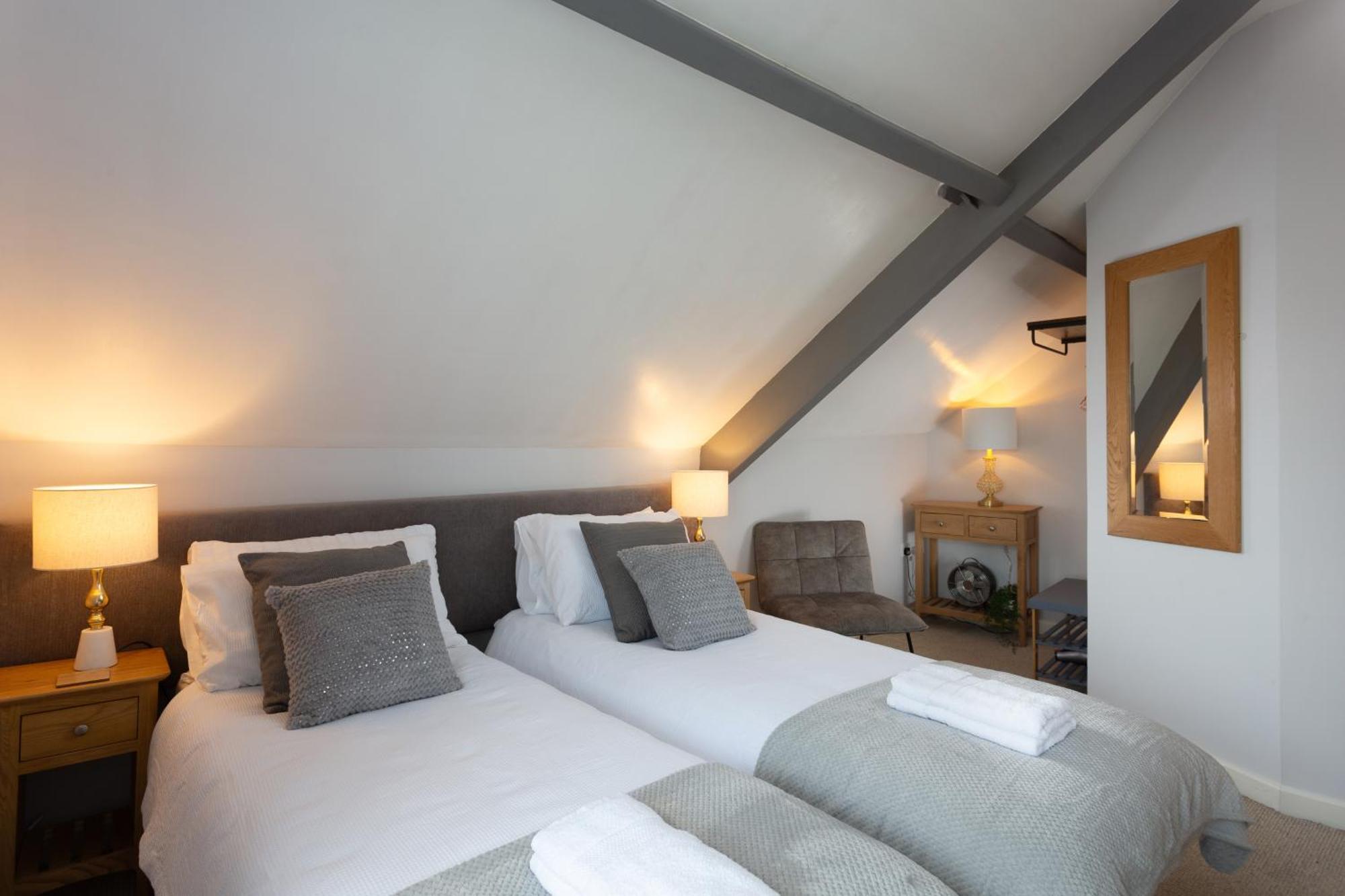 Bootham Court Grade II Duplex Apartment With Free Parking & Wi-Fi - Sleeps 2-6 People York Eksteriør billede
